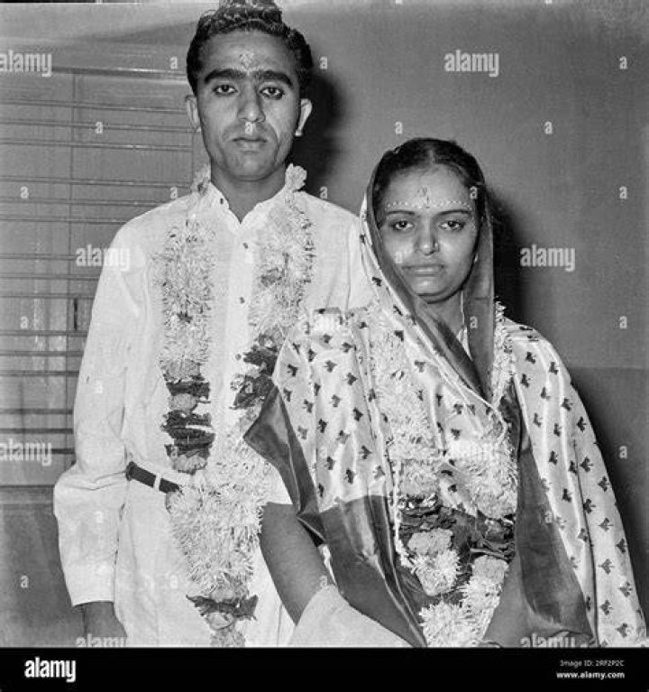 Desi couple Indian adult content niche